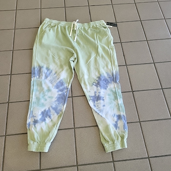 NWT Juniors 3X Ultra Flirt Tie-Dye Comfy Fleece Jogger Sweatpants - Picture 1 of 10